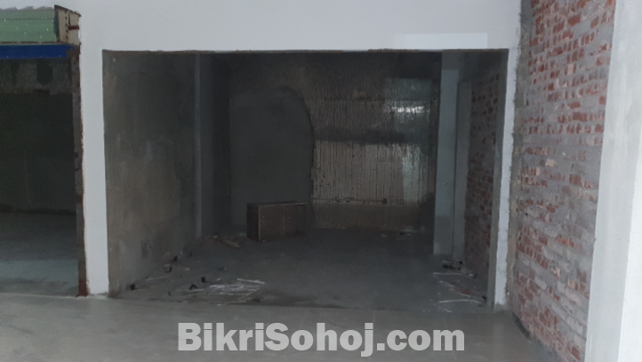 Cornor SHOP at MOUCHAK Market